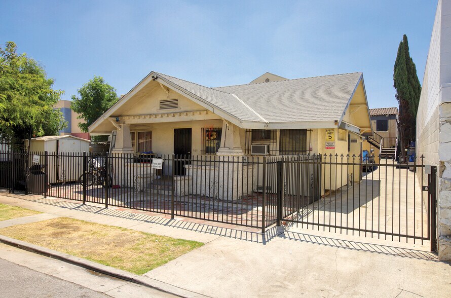 More Photos Of 2528 E 54th St, Huntington Park Apartments For Sale