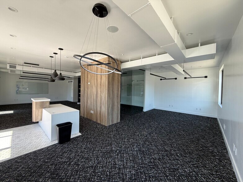 More Photos Of 101 McHenry Ave, Modesto Freestanding For Lease