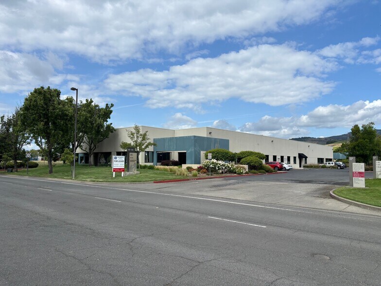 More Photos Of 2650-2656 Napa Valley Corporate Dr, Napa Research And Development For Lease
