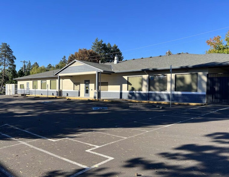 Primary Photo Of 2222 E Powell Blvd, Gresham Office For Sale