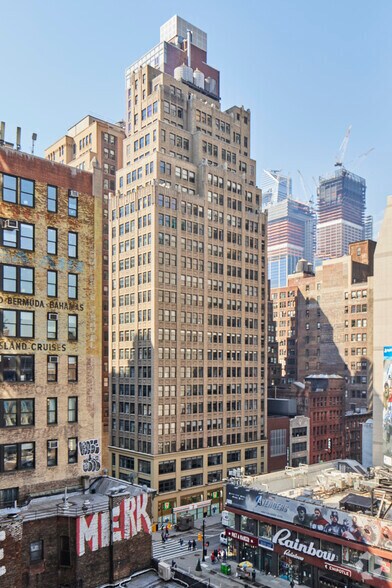 More Photos Of 589 Eighth Ave, New York Loft Creative Space For Lease