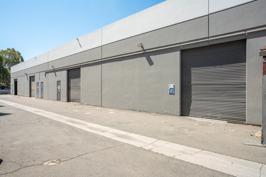 More Photos Of 2620 Temple Heights Dr, Oceanside Manufacturing For Sale