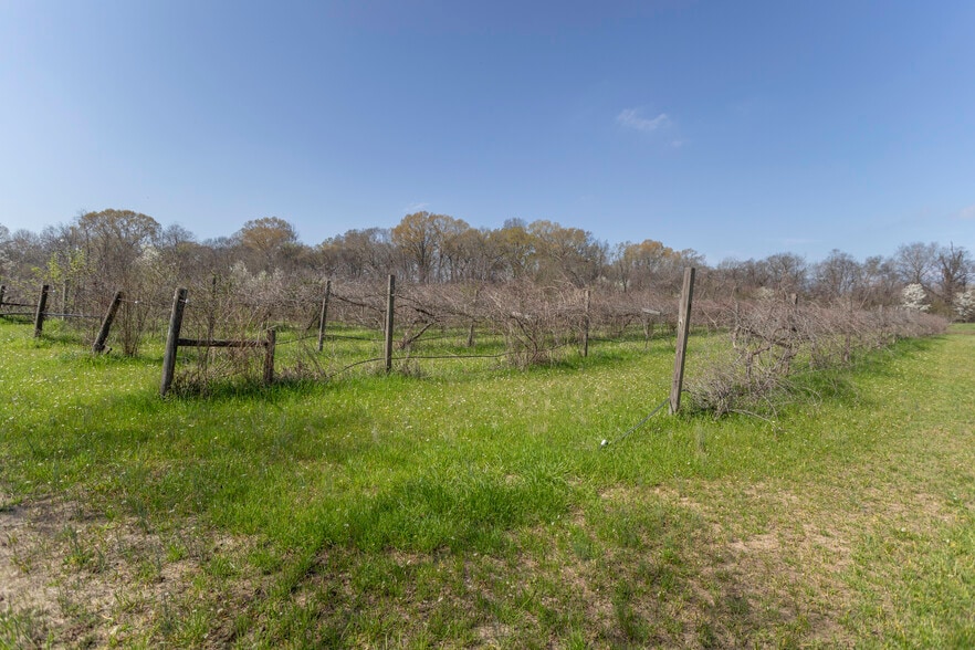 More Photos Of 2356 Alabama River Pky, Millbrook Flex For Sale