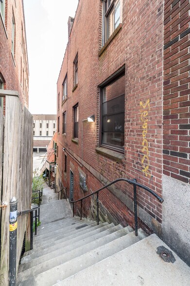 More Photos Of 71 Main St, Norwich Storefront Retail Office For Sale