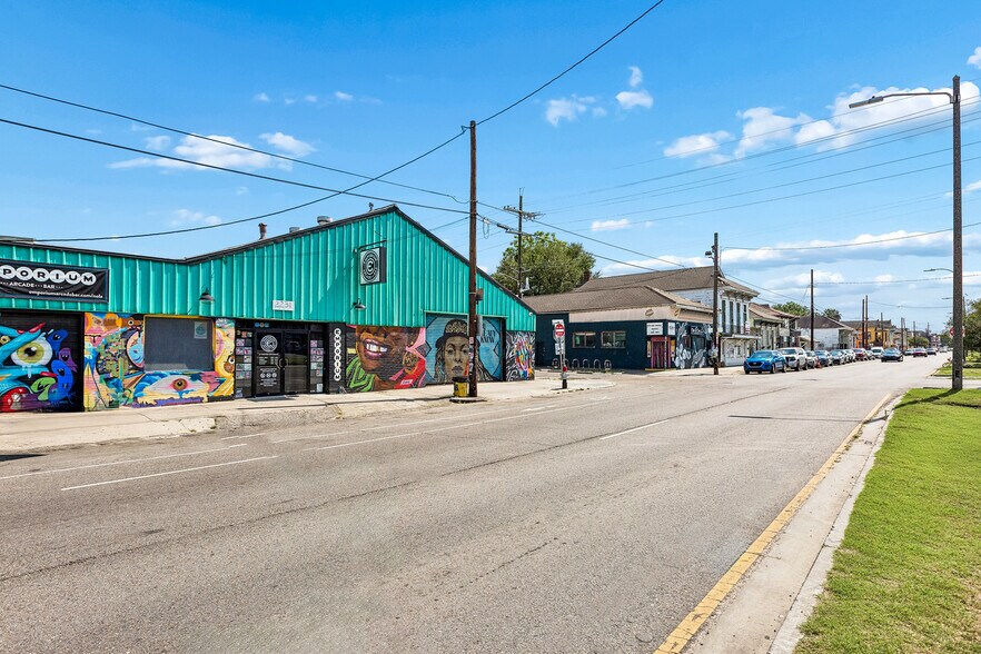 More Photos Of 2231 St Claude Ave, New Orleans Auto Repair For Sale