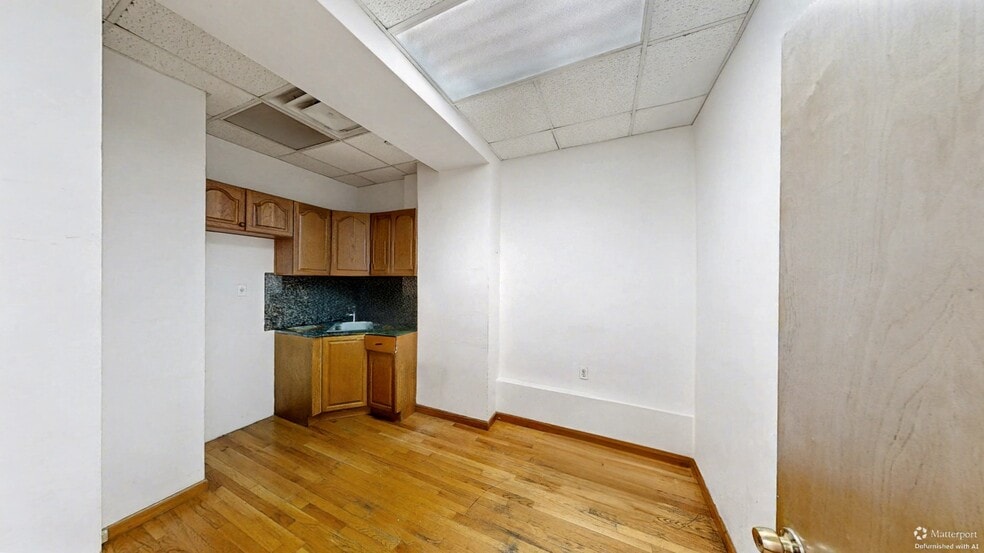 More Photos Of 146 Norman Ave, Brooklyn Apartments For Lease