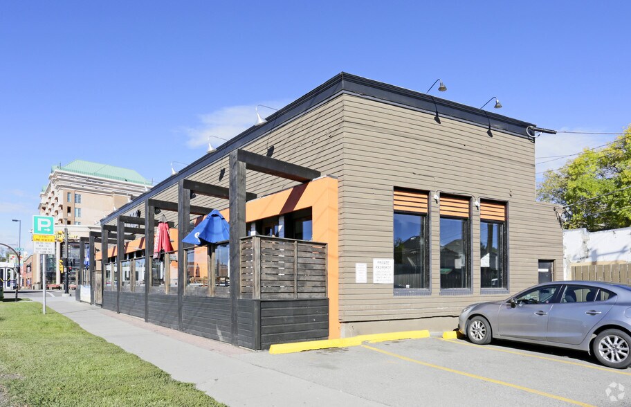 More Photos Of 102 10th St NW, Calgary Restaurant For Lease