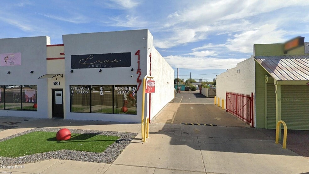 More Photos Of 4127-4133 N 19th Ave, Phoenix Light Distribution For Lease