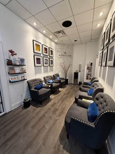 More Photos Of 11 N 2nd St, Philadelphia Apartments For Sale