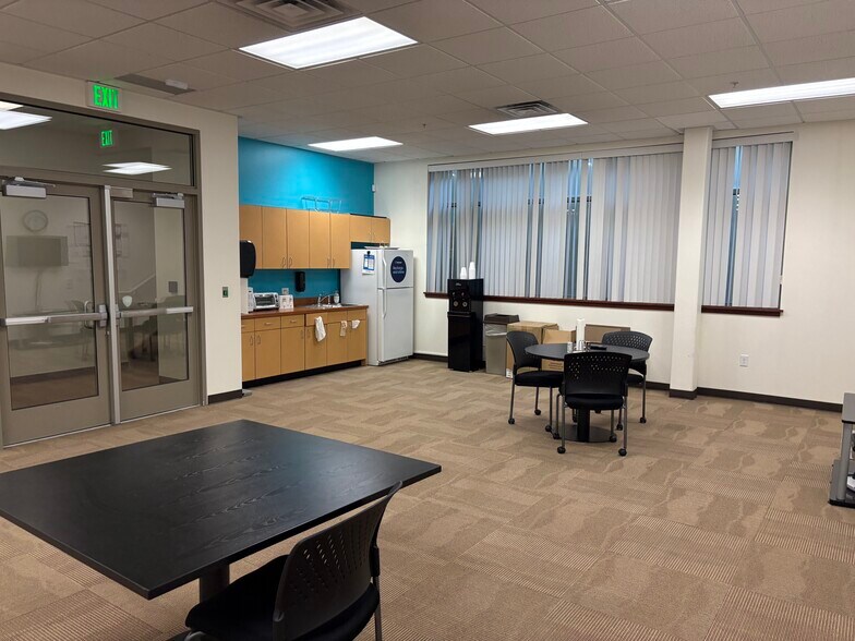More Photos Of 3557 W 9800 S, South Jordan Office For Sale
