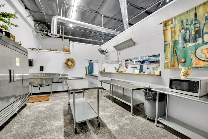 More Photos Of 780 Hafen Ln, Mesquite Industrial For Sale