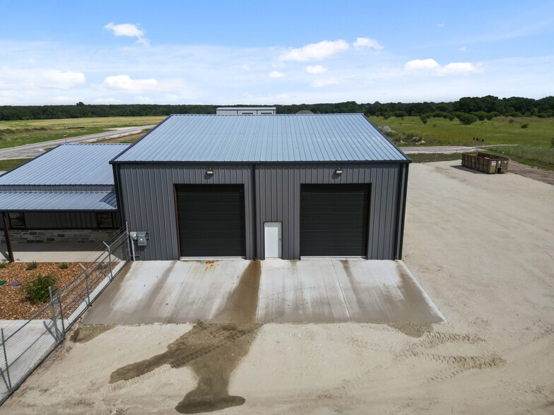 More Photos Of 4025 King Air Dr, Wixon Valley Industrial For Sale