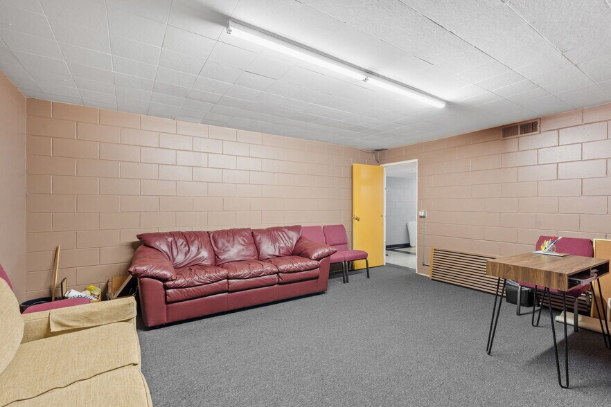 More Photos Of 6206 Lilac Dr N, Brooklyn Center Religious Facility For Sale
