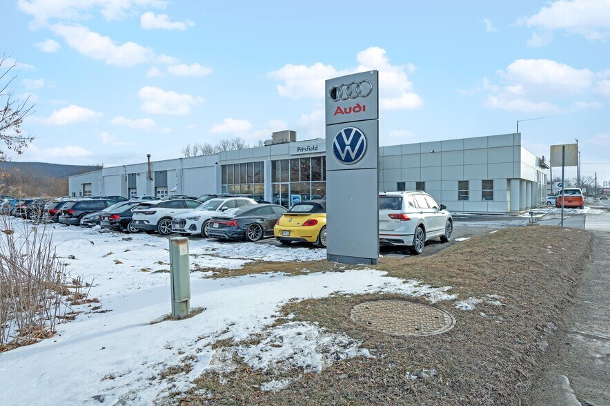 More Photos Of 600 Merrill Rd, Pittsfield Auto Dealership For Sale