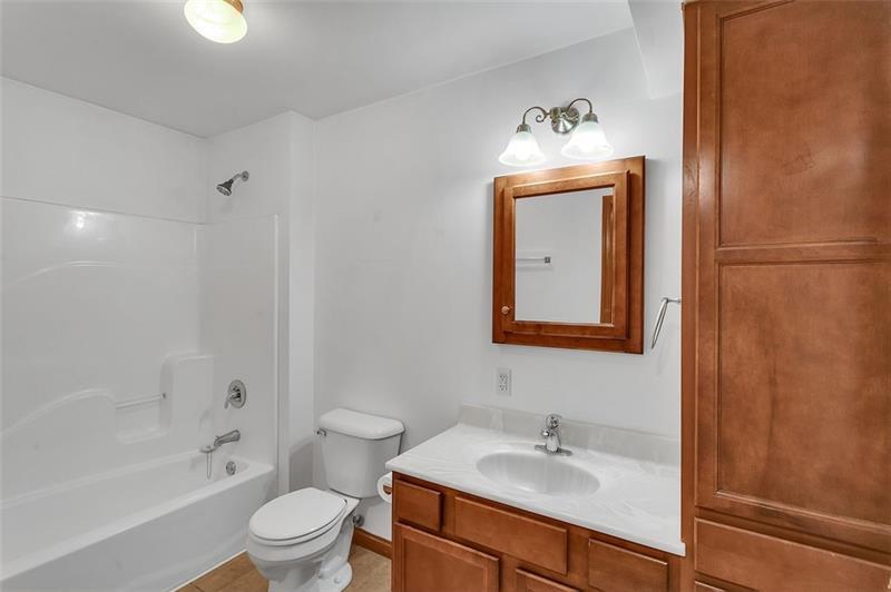 More Photos Of 456 2nd St, California Apartments For Sale