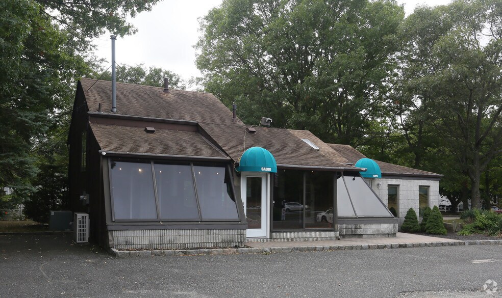 More Photos Of 4515 Nesconset Hwy, Port Jefferson Station Freestanding For Lease