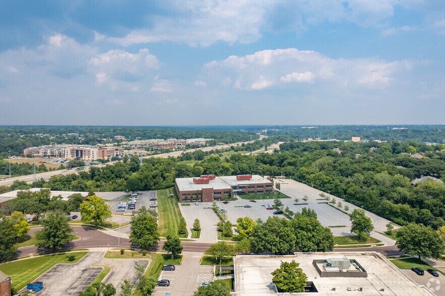 More Photos Of 10975 El Monte St, Overland Park Office For Lease