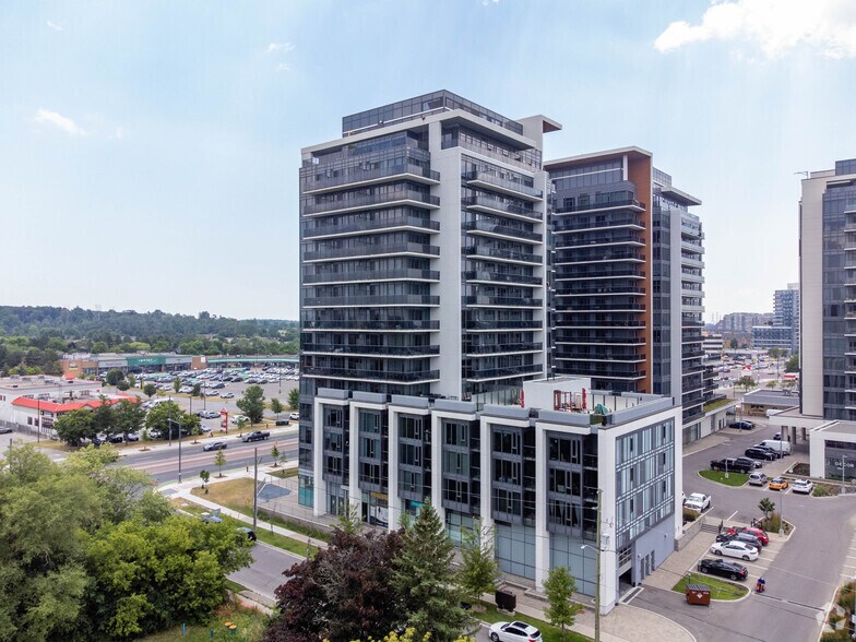 More Photos Of 9610-9612 Yonge St, Richmond Hill Apartments For Sale