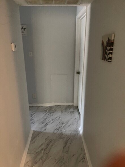 More Photos Of 301 Pine Wilderness Dr, Queen City Apartments For Sale