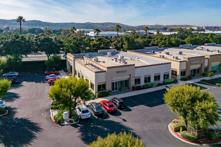 More Photos Of 90 Discovery, Irvine Office For Sale
