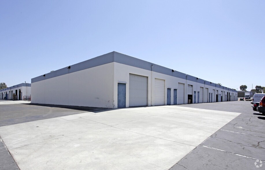More Photos Of 4888 Ronson Ct, San Diego Manufacturing For Lease