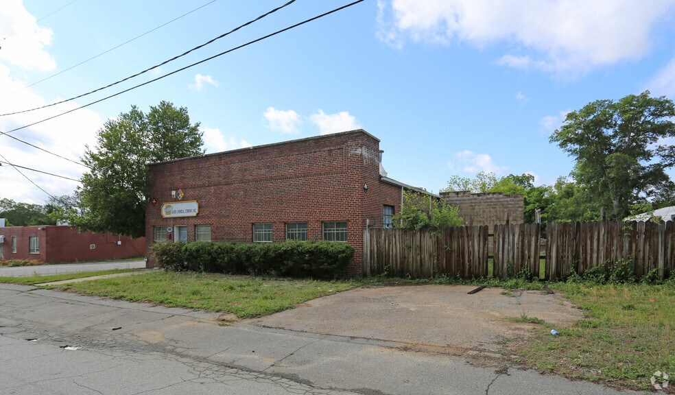 More Photos Of 1212 Elmore St, Columbia Warehouse For Lease