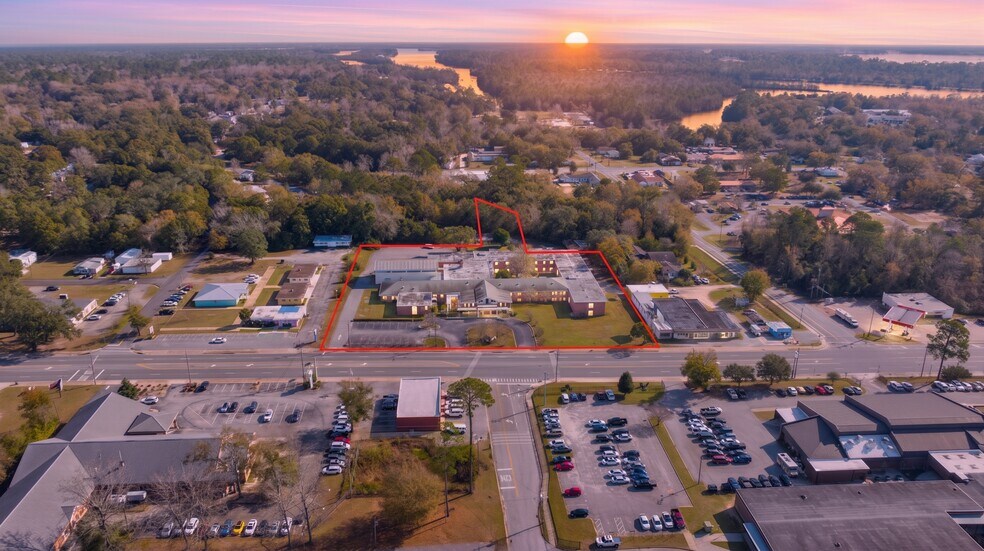 More Photos Of 5500 Stewart St, Milton Medical For Sale
