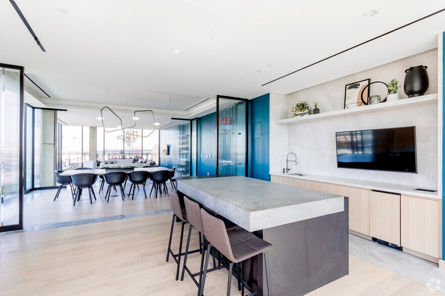 More Photos Of 555 E St SW, Washington Apartments For Lease