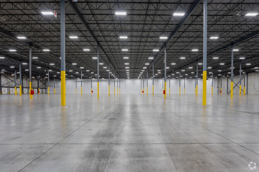More Photos Of 8350 Lawson Rd, Milton Warehouse For Lease