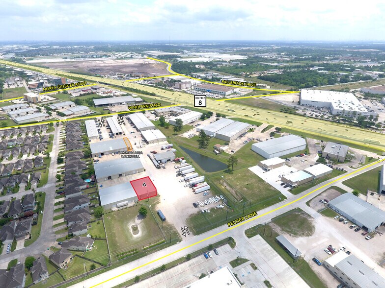 More Photos Of 11265 Windfern Rd, Houston Warehouse For Lease
