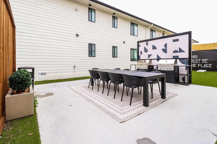 More Photos Of 1519 Annex Ave, Dallas Apartments For Sale