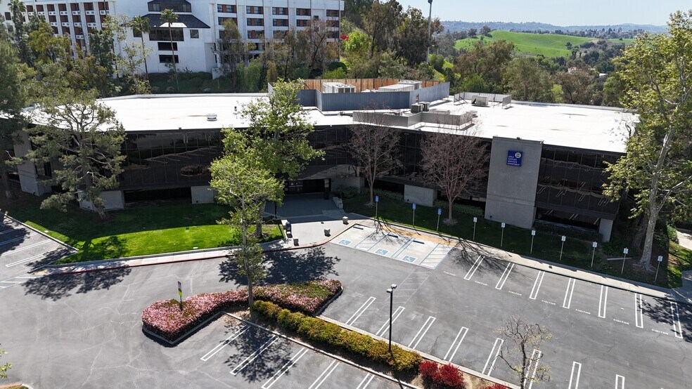 More Photos Of 3179 Temple Ave, Pomona Office For Sale