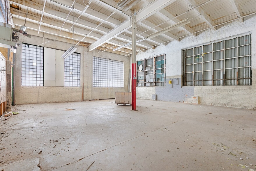 More Photos Of 2301 E 28th St, Chattanooga Manufacturing For Lease