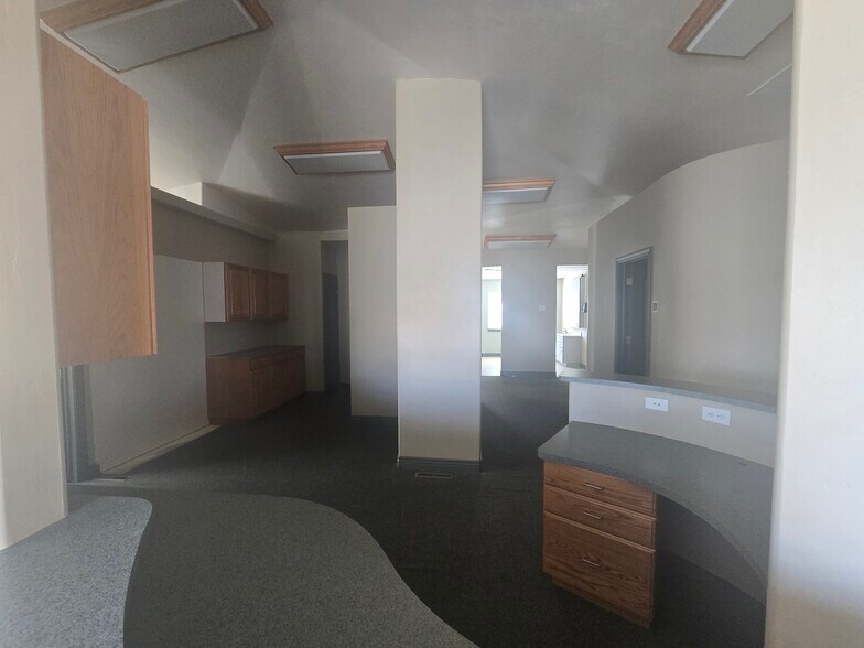 More Photos Of 119 Country Ln, Jerome Office For Sale