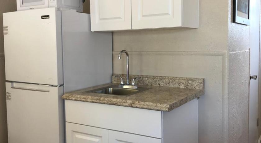 More Photos Of 2210 S Pine Ave, Ocala Hospitality For Sale