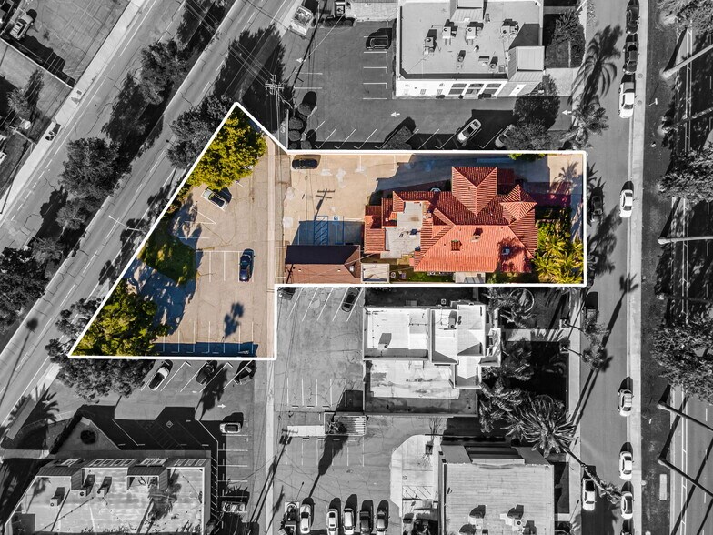 More Photos Of 7121 Magnolia Ave, Riverside Office For Sale