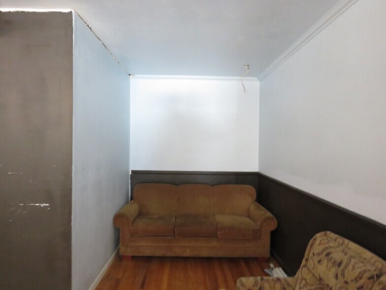 More Photos Of 23382 Crest Forest Dr, Crestline Freestanding For Sale