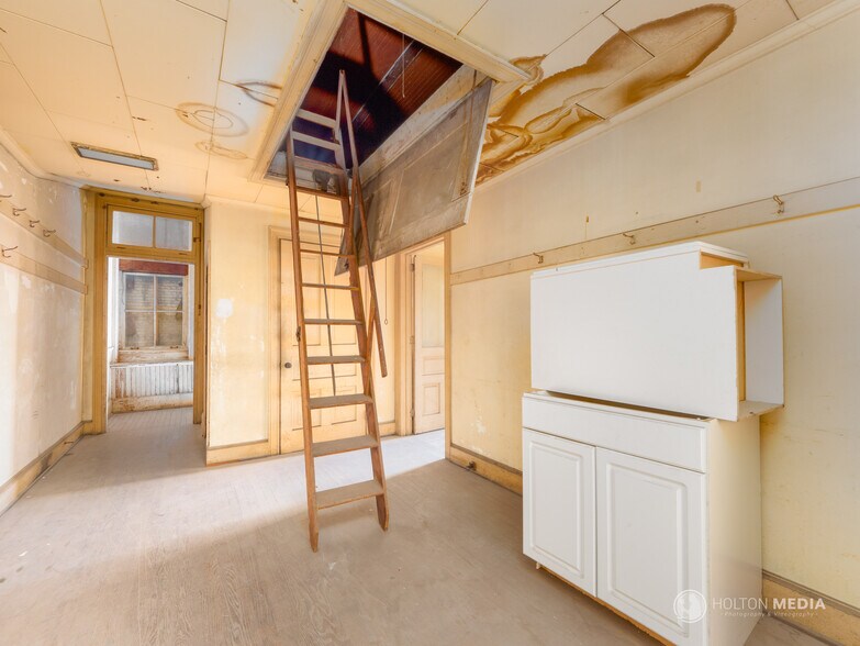 More Photos Of 1418 Newcastle St, Brunswick Storefront For Lease