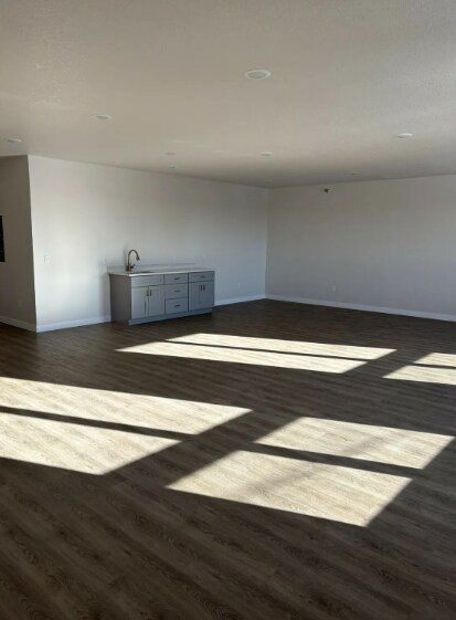 More Photos Of 116-118 W Main St, Madelia Apartments For Lease