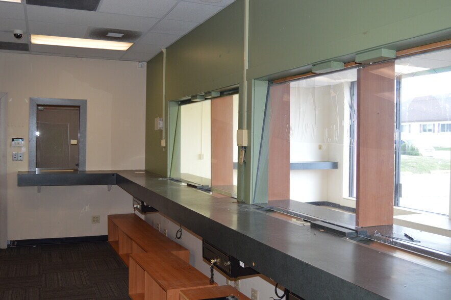 More Photos Of 1301 E Main St, Lancaster Freestanding For Sale