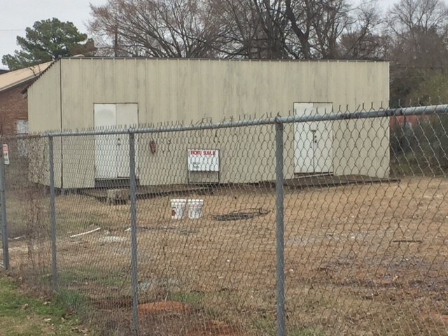 More Photos Of 206 Cherokee St, Longview Warehouse For Lease