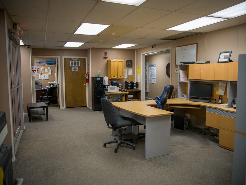 More Photos Of 3773 HWY 374, Green River Warehouse For Sale