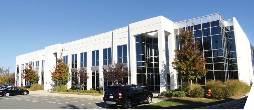 More Photos Of 7975 West Winds Blvd, Concord Warehouse For Lease