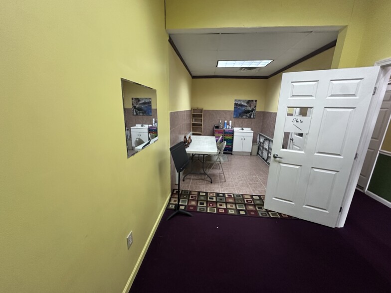 More Photos Of 2895 Peachtree Industrial Blvd, Duluth Unknown For Lease