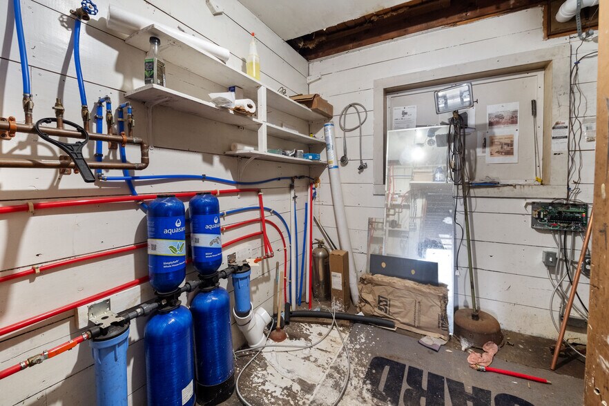 More Photos Of 5346 Canal St, Durhamville Storefront Retail Residential For Sale