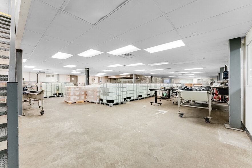 More Photos Of 111 Terence Dr, Pittsburgh Warehouse For Sale