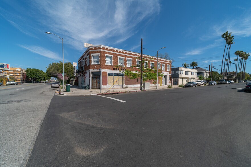 More Photos Of 1906-1912 Cimarron St, Los Angeles Apartments For Lease