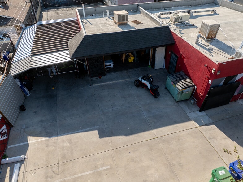 More Photos Of 2625 Niles St, Bakersfield Storefront Retail Office For Sale