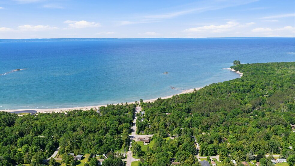 More Photos Of 581 Tiny Beaches N Rd, Tiny Land For Sale