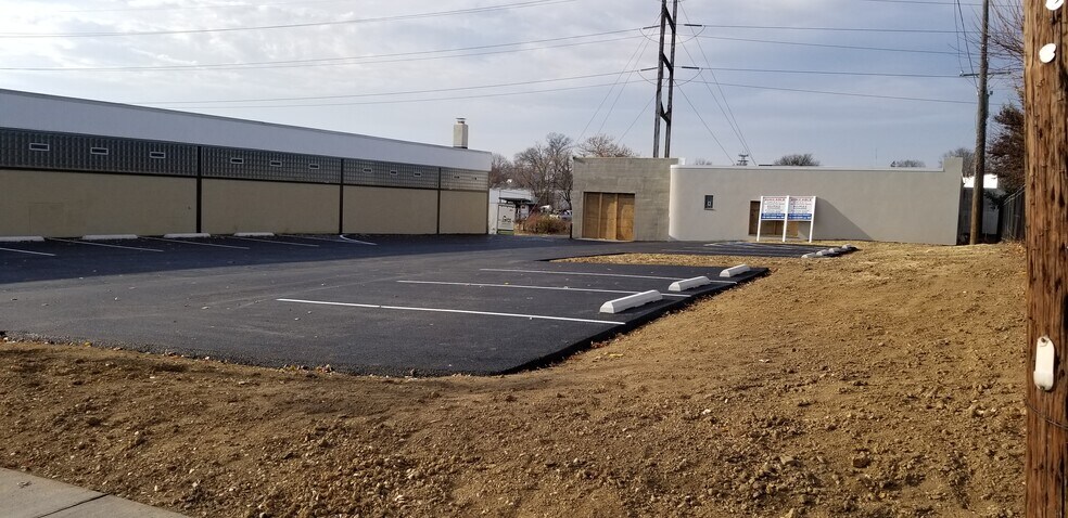 More Photos Of 1123 Ivy Hill Rd, Philadelphia Warehouse For Lease